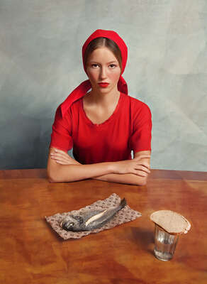 Fashion & Mode Fotografie:  Girl with a Fish von Andrey Yakovlev & Lili Aleeva