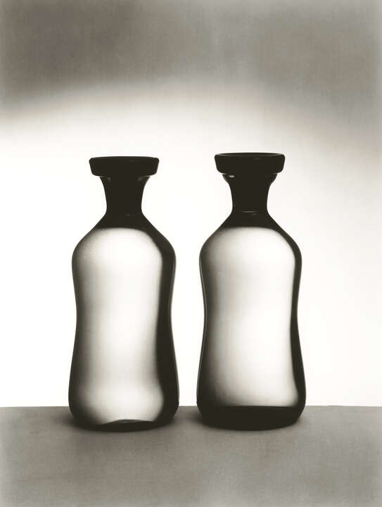 "Apothekerflaschen" by Willi Moegle