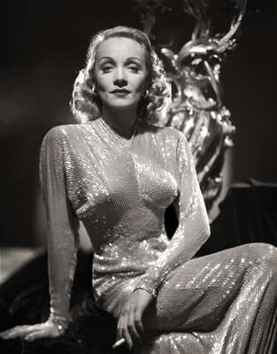  Marlene Dietrich Bilder Marlene Dietrich Stunning Glamour II von Classic Collection I