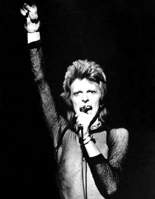  vintage car art: Ziggy Stardust on Stage by Classic Collection I