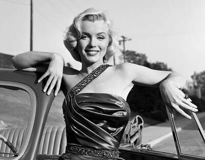   Marylin on the Set of "How to Marry a Millionaire" II by Frank Worth von Classic Collection I