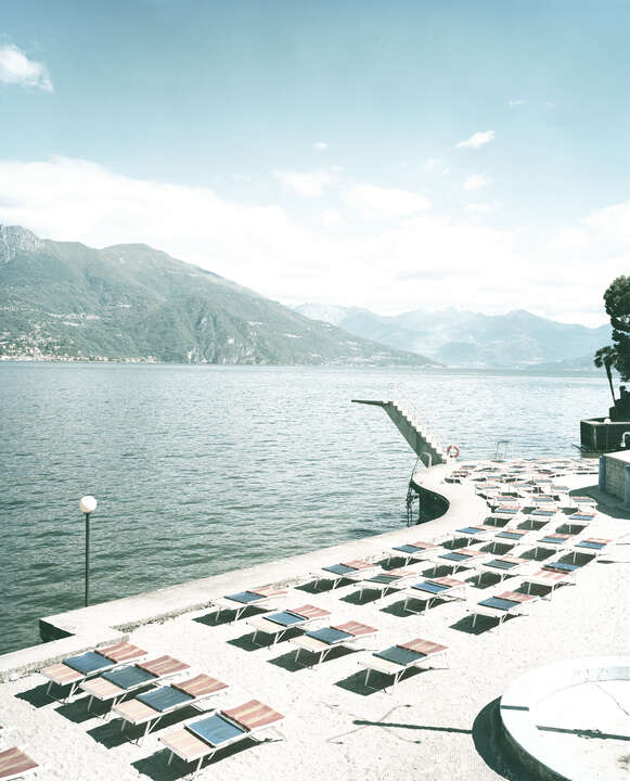  Bathroom wall art: Lago di Como by Erik Chmil