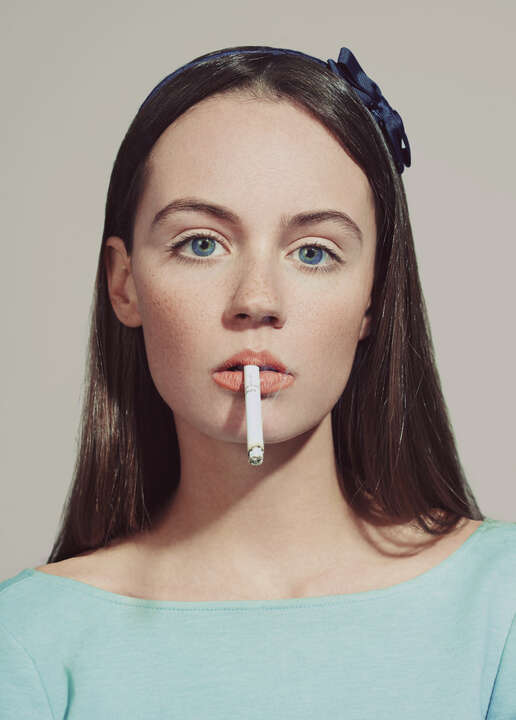 Indiana and the cigarette von Emmanuelle Descraques