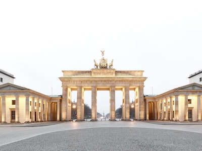   Brandenburger Tor by Horst & Daniel Zielske