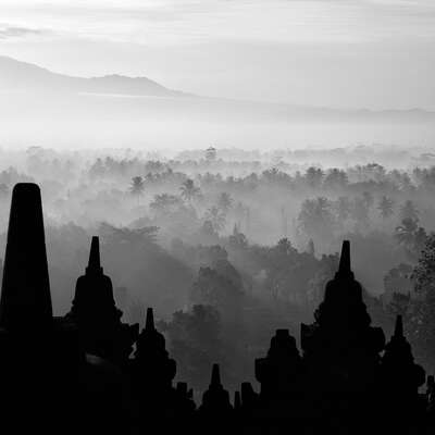   Silhouette Borobudur von Hengki Koentjoro