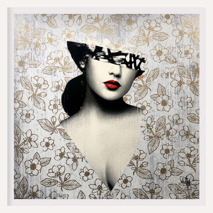   Le Buste III Metallic Gold by Hush