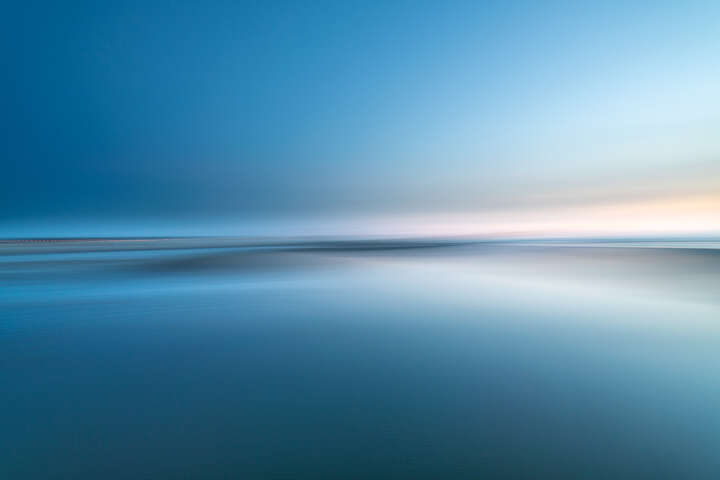  Minimalist nature art: Meerhimmelland III by Manfred Koch