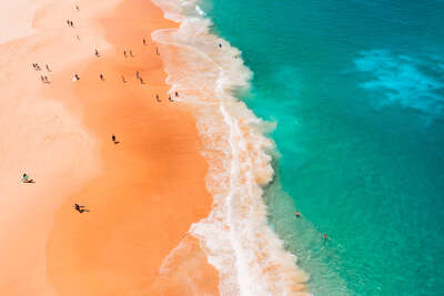   Bondi Beach by Peter Yan