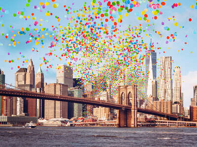  Amerika Bilder: Brooklyn Bridge Balloons II von Robert Jahns