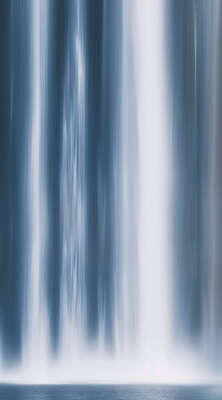  Digitale Kunstdruck: Chasing Waterfalls 05 von Sophie Delacour
