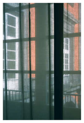   Wandbild Fenster mit Ausblick: Enclosure #17 von Thomas Florschuetz