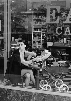  curated vintage portraits: Coffee Shop by Patrick Demarchelier | Hearst | Trunk Archive